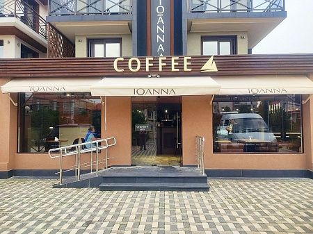 �������� ������� "Raffaello" ��������� ���� �. ����� ��. ����������������� 135/2 ����� "IQANNA" - ����
